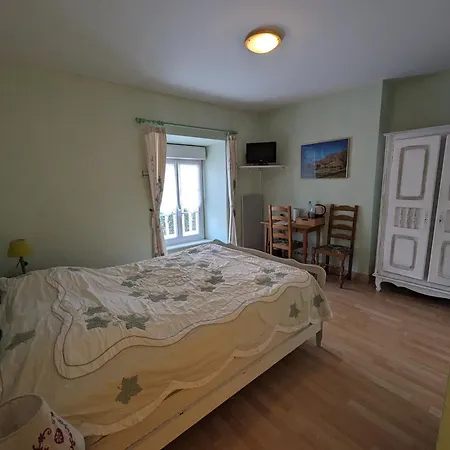 D'hotes La Terrasse D'argein Oda ve Kahvaltı